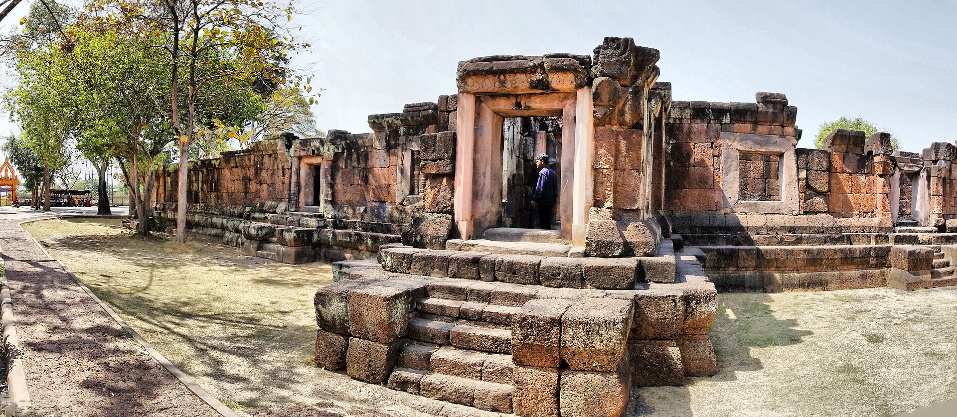 ภาพปราสาทสระกำแพงใหญ่ สำหรับสังเกตรายละเอียด