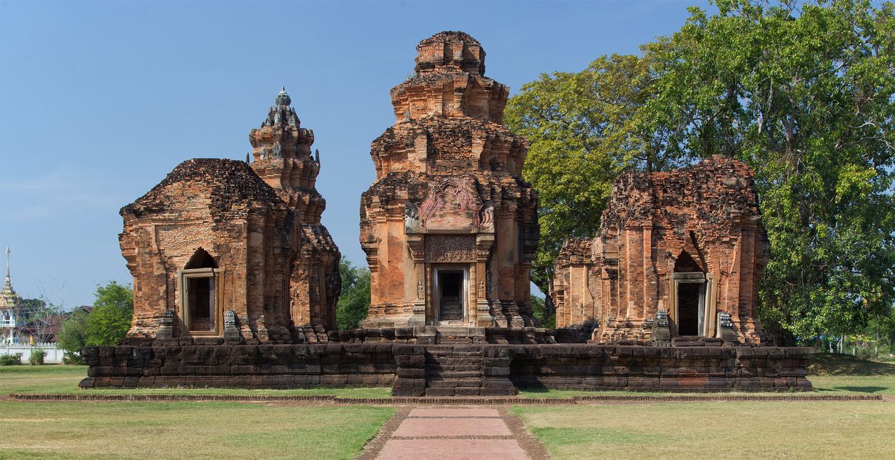 ภาพปราสาทศีขรภูมิ สำหรับสังเกตรายละเอียด